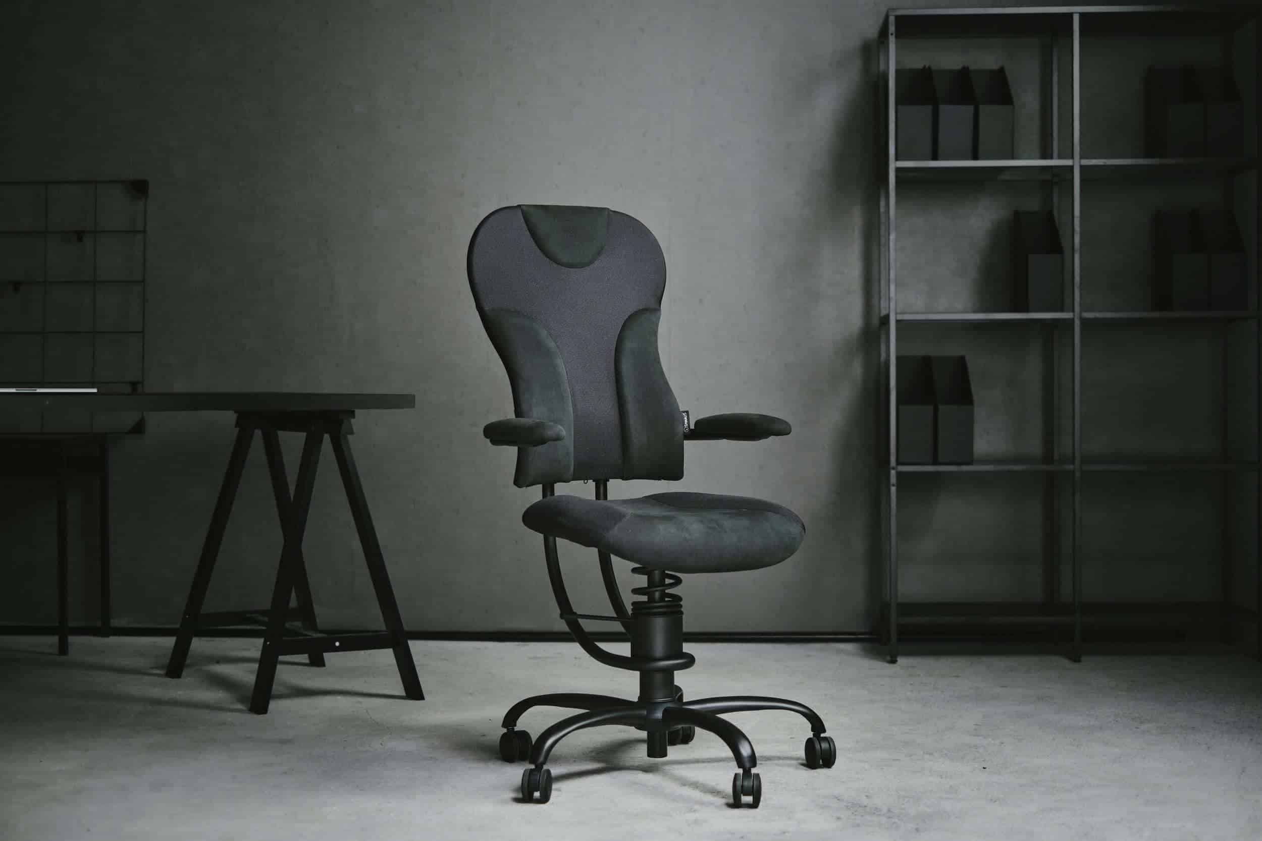 SpinaliS SPIDER office chair - a sense of elegance in the office